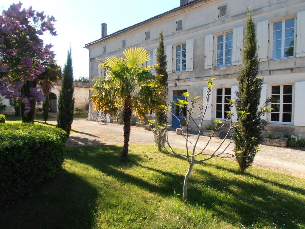La Menarderie Hotel Archiac Exterior foto